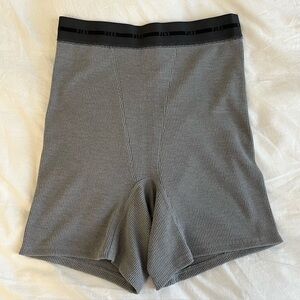 Victoria's Secret PINK Grey sleepwear ribbed boxer shorts size medium